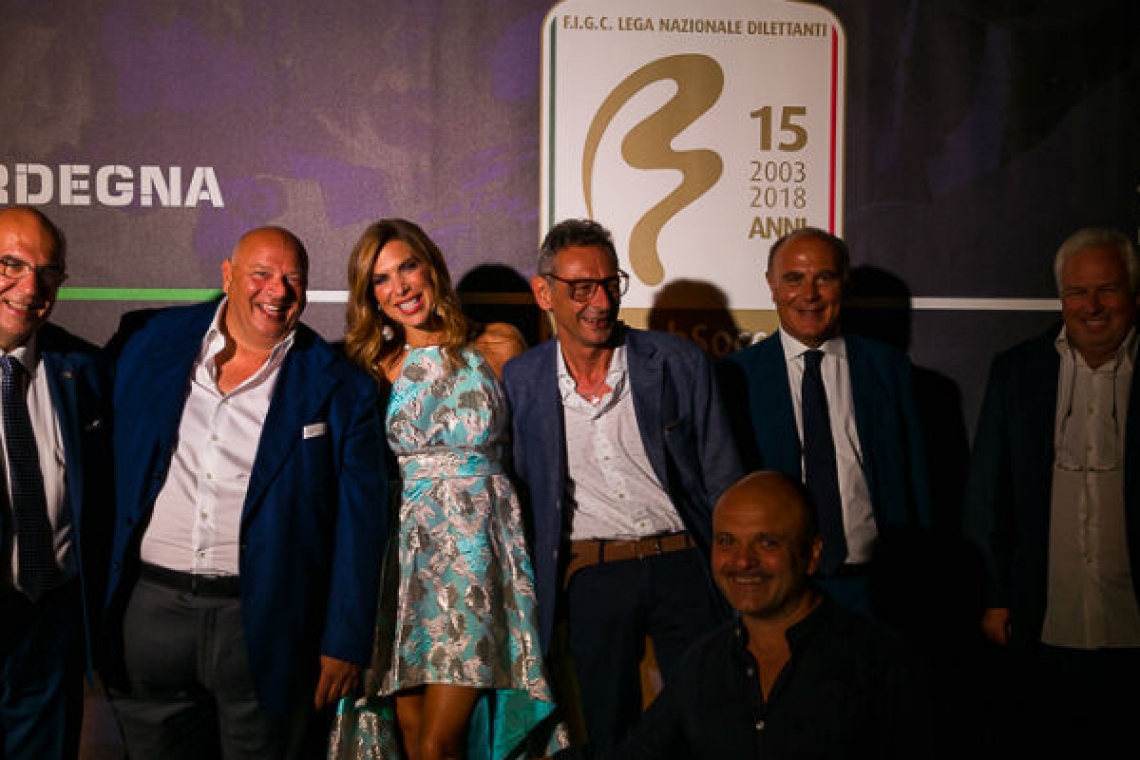 I premiati, gli artisti e la storia della prima edizione dei Beach Soccer Awards
