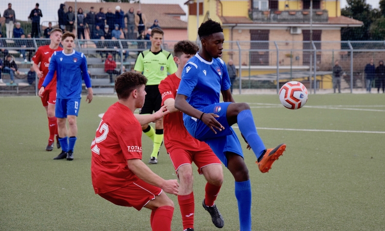 Dall'Under 18 LND alla Serie A in un anno: Rachid Kouda firma per il Cagliari