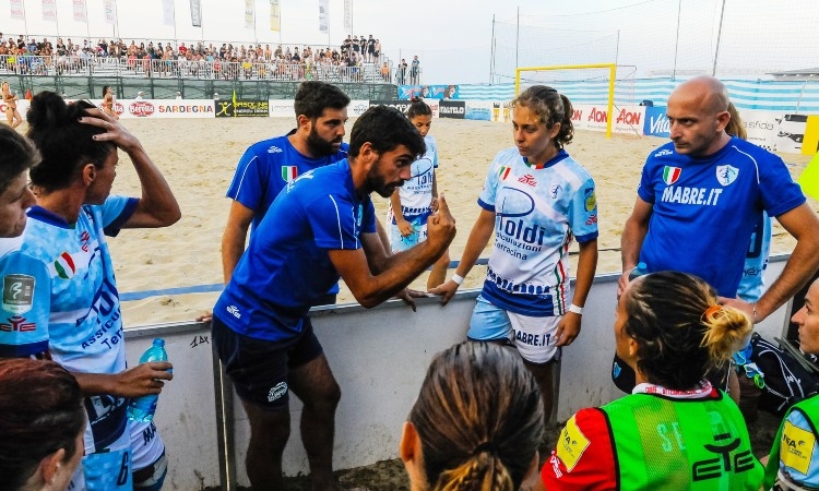 Valerio Del Duca è l'allenatore della Lady International Terracina