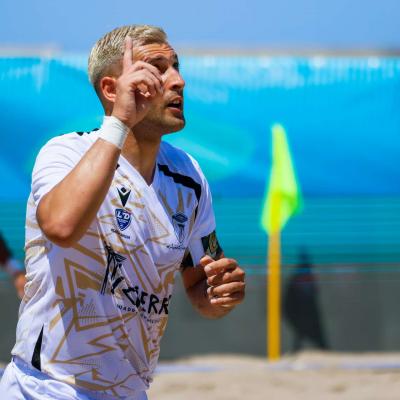 Icierre Webeach 00094