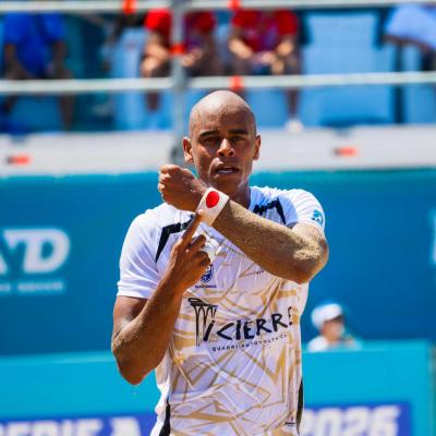 Icierre Webeach 00108